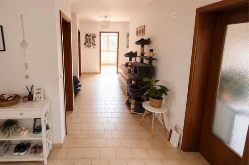 Foto - 5 Zimmer Etagenwohnung zur Miete in Puschendorf