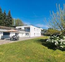 Großzügiges 1-2 Familienhaus mit vielen Ruheoasen& Privatsphäre - Neudenau