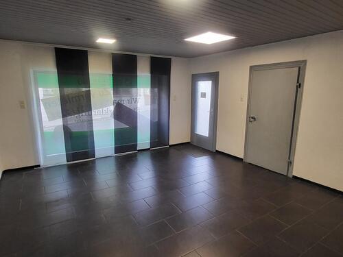 Foto - Büro Ladengeschäft - 450,00 EUR Kaltmiete,