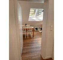2.Zimmer Dachgeschosswohnung - 1.100,00&nbsp;EUR Kaltmiete, ca.&nbsp; 58,00&nbsp;m&sup2; in Bonn (PLZ: 53111)
