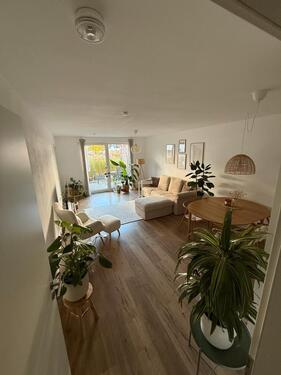 Foto - 3-Zimmerwohnung mit Terrasse - 1.300,00 EUR Kaltmiete,