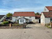 Foto - Einfamilienhaus in Merschwitz - 85.000,00&nbsp;EUR Kaufpreis, ca.&nbsp; 110,00&nbsp;m&sup2;