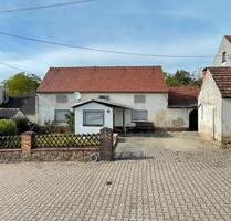 Einfamilienhaus in Merschwitz - 85.000,00&nbsp;EUR Kaufpreis, ca.&nbsp; 110,00&nbsp;m&sup2; in Nünchritz (PLZ: 01612)