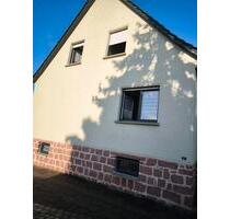 Freistehendes Einfamilienhaus Bauj. 1983 u. 178 qm Wfl - Dessau-Roßlau