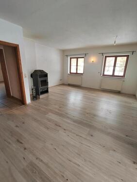 Foto - 2 Zimmer + Wohnküche - 650,00&nbsp;EUR Kaltmiete, ca.&nbsp; 85,00&nbsp;m&sup2;