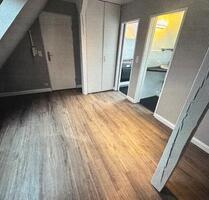 ANFRAGESTOP1 Zimmer Wohnung in bester Lage, perfekt für Studenten - Kiel Schreventeich