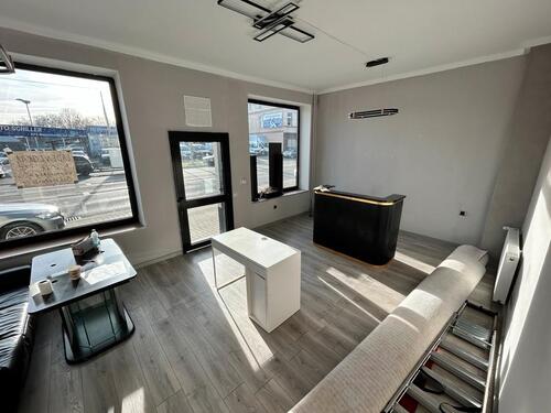 Foto - Ladenlokal zu vermieten - 780,00&nbsp;EUR Kaltmiete, ca.&nbsp; 55,00&nbsp;m&sup2;