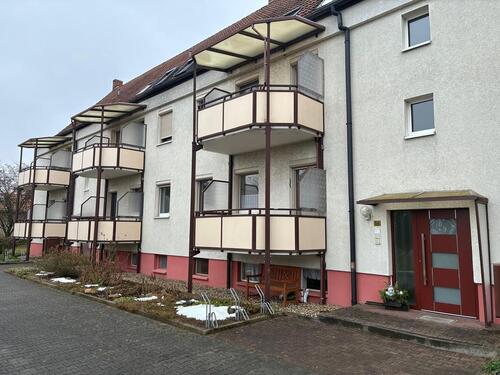 Foto - Sonnige 4-Zimmer-DG-Wohnung mit großem Südbalkon, Keller und Garage