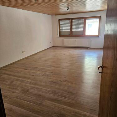 Foto - Vermiete 4 Zimmer Wohnung 100qm in Nagold Gündringen