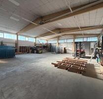 Wohnwagen Wohnmobil Stellplätze in einer Halle - Dinkelsbühl