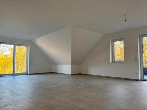 Foto - Grosszügige 3-Zimmer Wohnung mit Balkon in zentraler ruhiger Lage