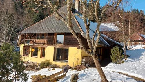 Foto - Sparsames, weitgehend autarkes wunderschön gelegenes Haus