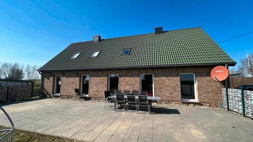 Foto - Wohnhaus mit 220qm und großem Grundstück