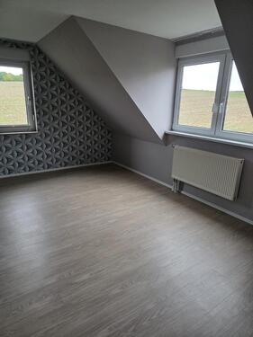 Foto - Großzügige 4-Zimmer-Dachgeschosswohnung mit Balkon in Bad Zwesten