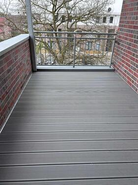 Foto - Gemütliche 2-ZKB-Wohnung im DG mit Loggia und EBK!