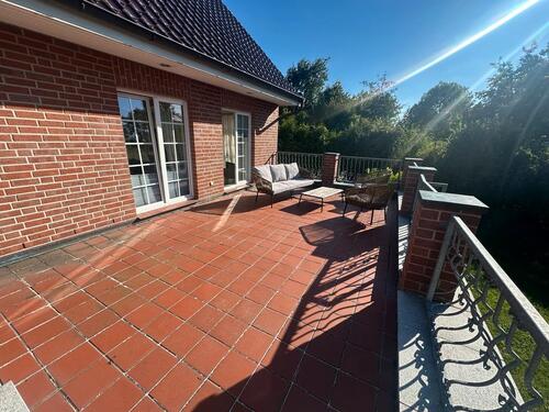 Foto - Voll möblierte 3 Zimmer Wohnung mit großer Terrasse