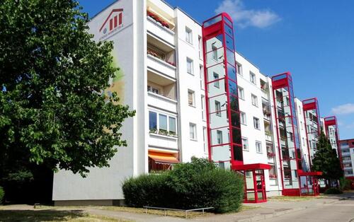 Foto - Erstbezug nach Sanierung: Attraktive 2-Raumwohnung mit ebenerdiger Dusche und Balkon ab dem 16.09.2023 zu vermieten