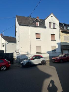 Foto - Einfamilienhaus mit Einliegerwohnung