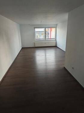 Foto - Geräumige 4-Zimmer-Wohnung im Ihme-Zentrum Hannover