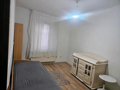 Foto - Teil Möbliertes WG-Zimmer zu vermieten – 480€ warm inkl. Strom