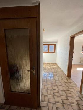 Foto - Helle 3 Zimmerwohnung - 1.000,00&nbsp;EUR Kaltmiete, ca.&nbsp; 83,00&nbsp;m&sup2;