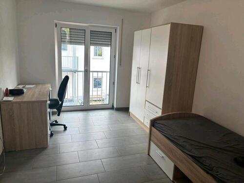 Foto - WG Zimmer Wohnung - 320,00&nbsp;EUR Kaltmiete, ca.&nbsp; 16,00&nbsp;m&sup2;