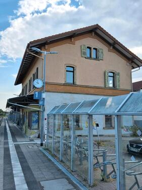 Foto - Bahnhof Mußbach bei Neustadt Weinstraße