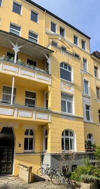 Foto - Charmante Altbauwohnung mit 67qm + 33qm ausgebauter Nutzfläche