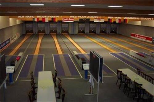 Foto - Pacht Kegelsporthalle - Küche renoviert neue Bestuhlung