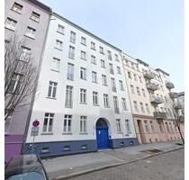 Altbauperle in Berlin-Mitte mit Balkon – saniert, top angebunden