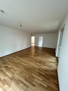 Foto - ++ERSTBEZUG++ ENERGIESPAREND 3 ZKB mit Garten und großer Terrasse