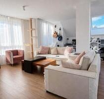 Zentrale Wohnung mit privatem Garten und Dachterrasse - Gerlingen