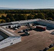 Stellplätze 40 m² Außenbereich direkt an den A7 bei Nützen Kalt - Neumünster