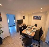 WG zimmer - 600,00&nbsp;EUR Kaltmiete, ca.&nbsp; 95,00&nbsp;m&sup2; in Siegen (PLZ: 57072)