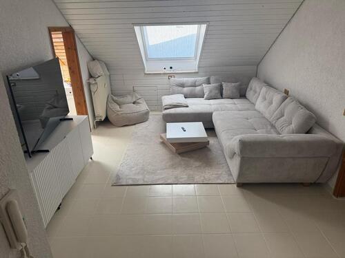 Foto - Kuschelige 34 Zimmer-Dachgeschosswohnung