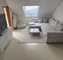 Kuschelige 34 Zimmer-Dachgeschosswohnung - Unterpleichfeld