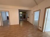 Foto - 5-Zimmer-Wohnung - 1.250,00&nbsp;EUR Kaltmiete, ca.&nbsp; 125,00&nbsp;m&sup2;
