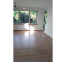 Charmante 2-Zimmer Wohnung mit HWR und großer Terrasse - Uhingen