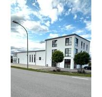 Attraktive Lagerhalle mit Büro-Ausstellungsfläche zu vermieten - Dingolfing