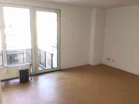 Foto - Zentrale Wohnung mit Balkon (WBS erforderlich!)