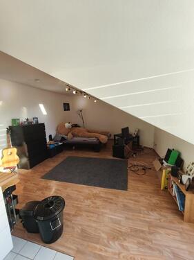 Foto - 1-Raum-DG-Wohnung mit EBK & Balkon in zentraler Lage