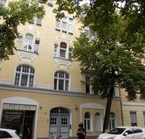 leere zwei Zimmer Jugendstilwohnung Spandau Falkenhagener Feld - Berlin