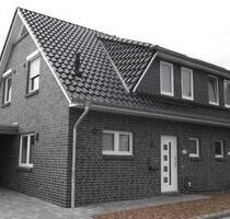 Doppelhaushälfte zu verkaufen - 295.000,00&nbsp;EUR Kaufpreis, ca.&nbsp; 86,00&nbsp;m&sup2; in Zetel (PLZ: 26340)