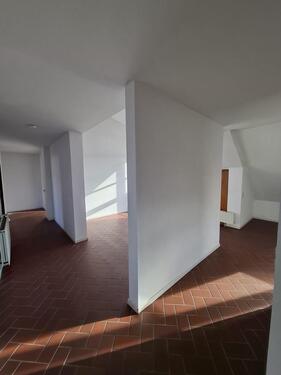 Foto - 4.5 Zimmer Dachgeschoßwohnung zur Miete in Gifhorn