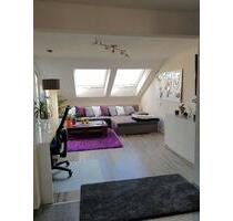 Außergewöhnliche Dachgeschosswohnung - ohne Provision - Freiberg am Neckar