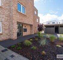 Ideale Ausstattung und Lage - Obergeschosswohnung in Berne zur Miete