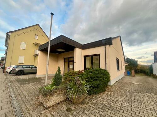 Foto - Echzell: Attraktive Gewerbeeinheit an der Hauptstraße in Echzell – vielseitig nutzbar auf ca. 250 m²