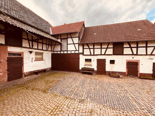 Foto - Bauernhaus, Landhaus zum Kaufen in Nidda