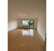 schöne, helle 2 ZKB mit Einbauküche ab 01.03.2026 - Pirmasens Niedersimten