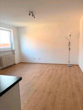 Foto - 1 Zimmer Mehrfamilienhaus, Wohnhaus in Nürnberg